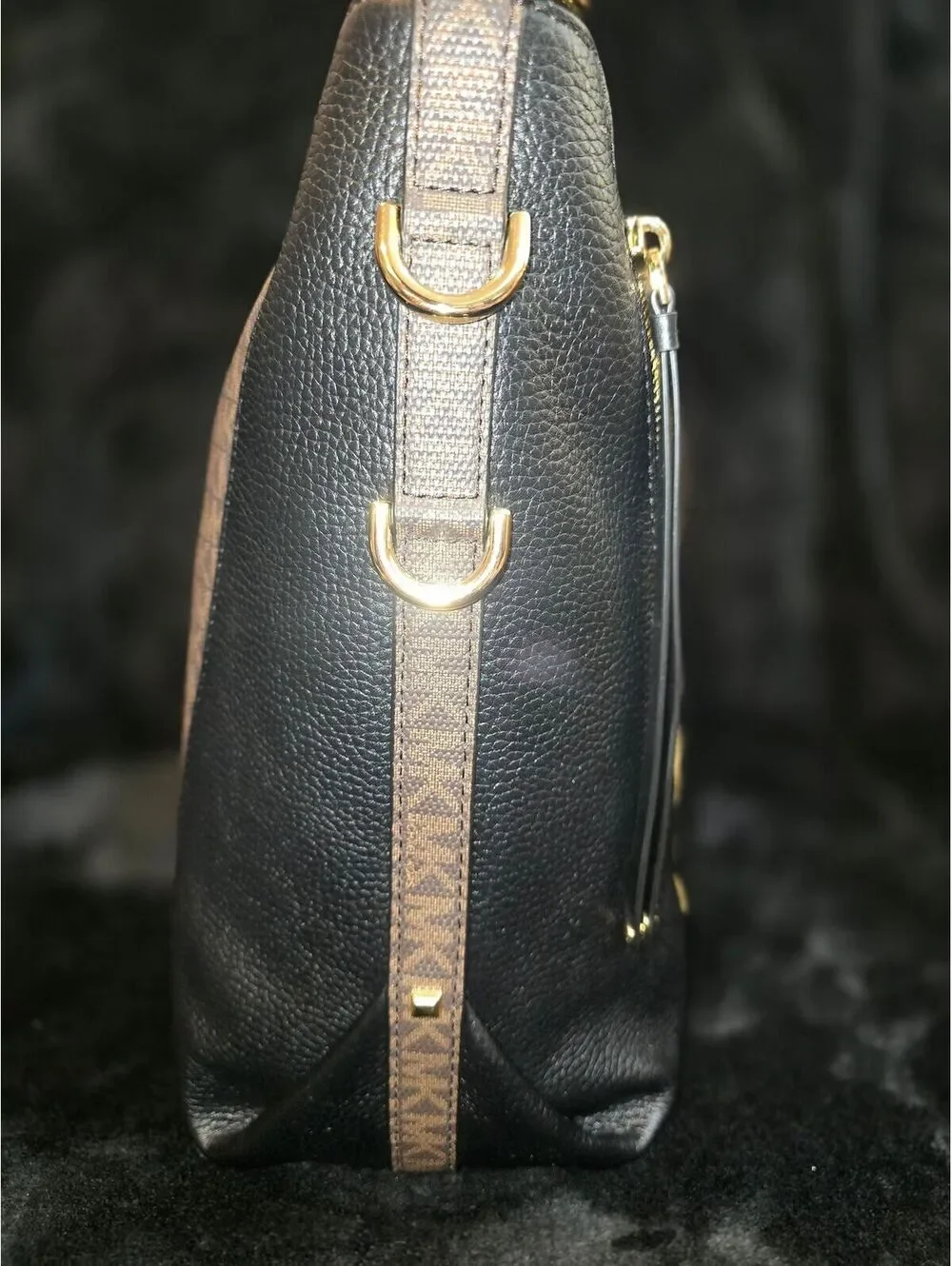 56. NWOT Michael Kors Brooklyn Large Monogram-Print Hobo